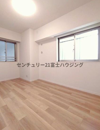 グランイースト本厚木