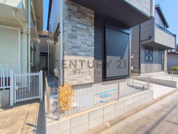 茅ヶ崎市小和田2期　新築戸建2号棟　全2棟
