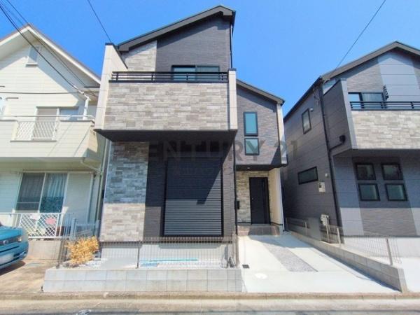 茅ヶ崎市小和田2期　新築戸建2号棟　全2棟