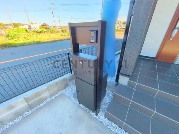 藤沢市葛原　新築戸建1号棟　全3棟