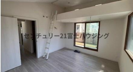 藤沢市稲荷１丁目の中古一戸建て
