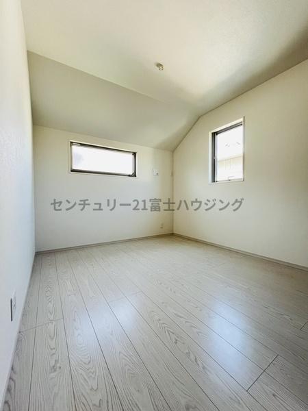 茅ヶ崎市高田2期　新築戸建2号棟　全2棟