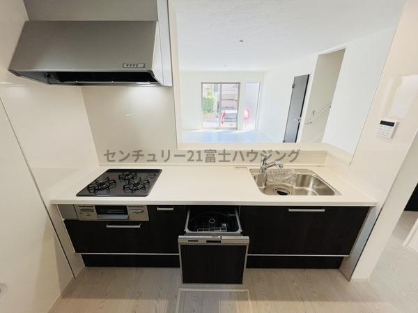 茅ヶ崎市高田2期　新築戸建2号棟　全2棟
