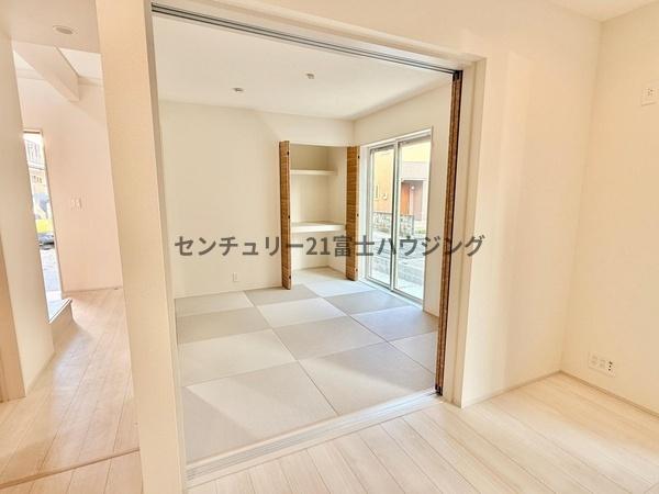 藤沢市高倉　新築戸建1号棟　全3棟