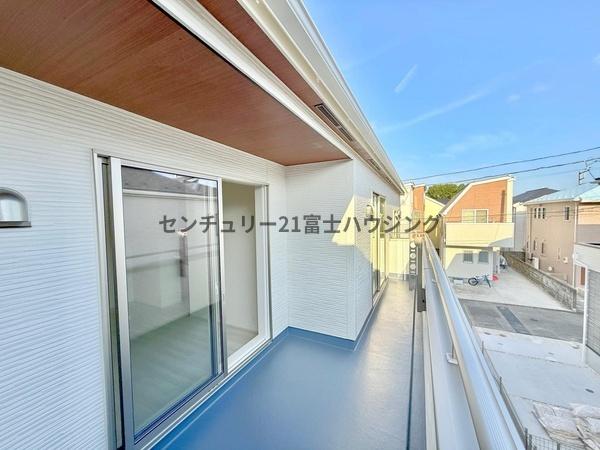 藤沢市高倉　新築戸建1号棟　全3棟