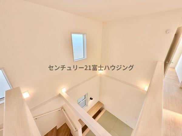 藤沢市高倉　新築戸建3号棟　全3棟