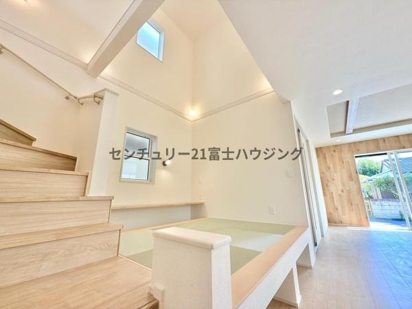 藤沢市高倉　新築戸建3号棟　全3棟