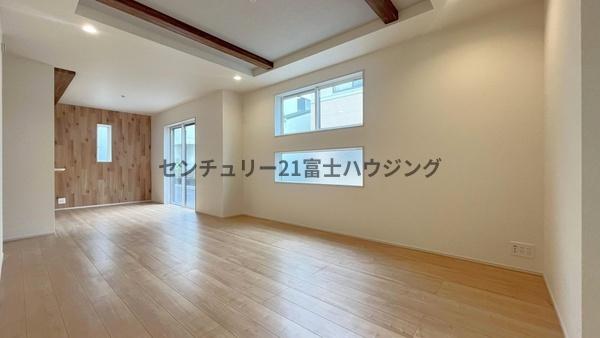 茅ヶ崎市小和田1丁目　新築戸建1号棟　全3宅地