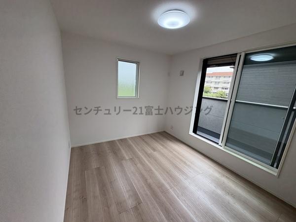 茅ヶ崎市中島の新築一戸建