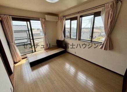 鎌倉市腰越の中古一戸建て