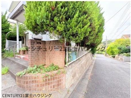 鎌倉市七里ガ浜東４丁目の土地