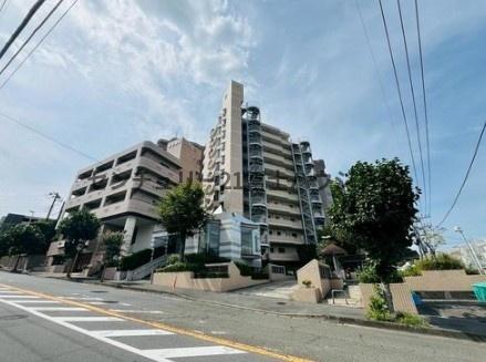 パレスヒルズ石名坂