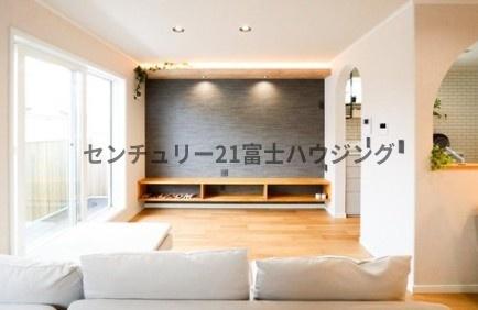 茅ヶ崎市本村１丁目の新築一戸建