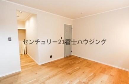 茅ヶ崎市本村１丁目の新築一戸建