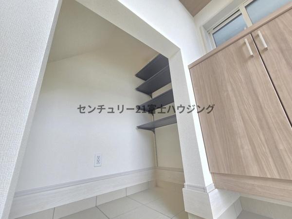藤沢市本藤沢2丁目　新築戸建1号棟　全2棟