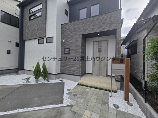 藤沢市本藤沢2丁目　新築戸建1号棟　全2棟