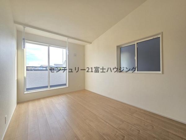 藤沢市本藤沢2丁目　新築戸建2号棟　全2棟