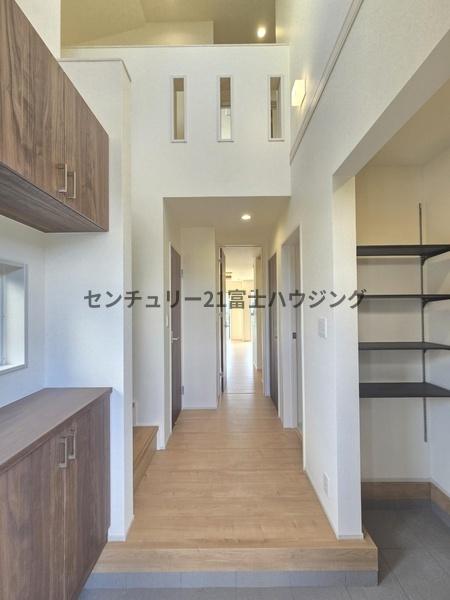藤沢市本藤沢2丁目　新築戸建2号棟　全2棟