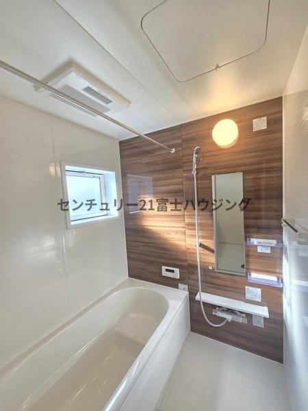 藤沢市本藤沢2丁目　新築戸建2号棟　全2棟