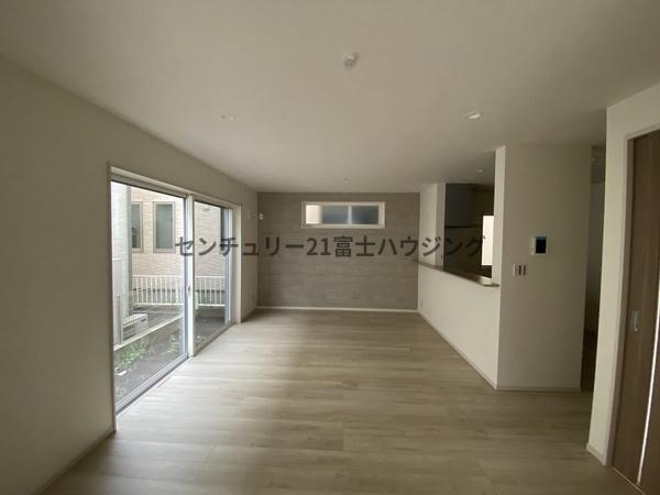 藤沢市高倉9期　新築戸建2号棟全2区画
