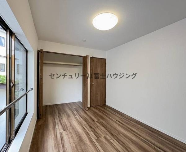 藤沢市大鋸３丁目の中古一戸建て