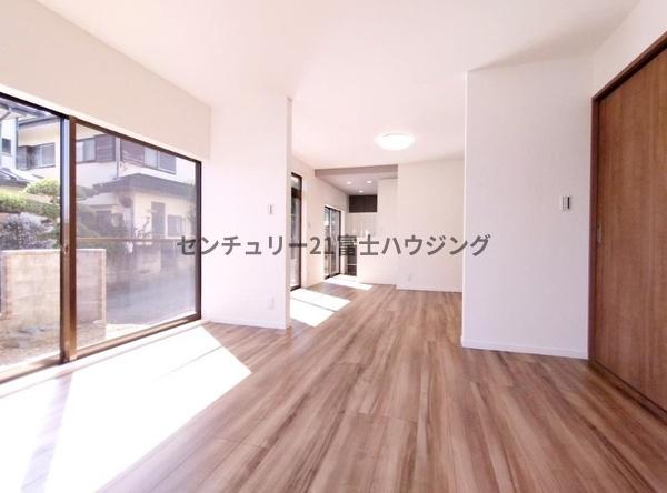 藤沢市大鋸３丁目の中古一戸建て