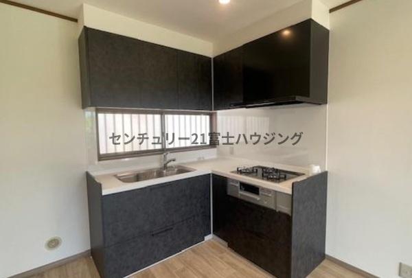 藤沢市大鋸３丁目の中古一戸建て