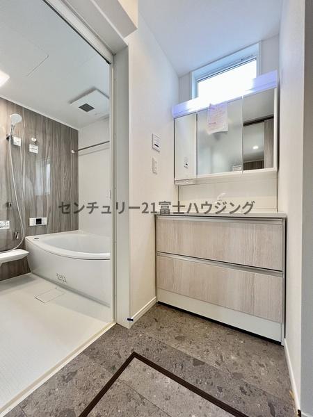 藤沢市善行3丁目　新築戸建1号棟　全4棟