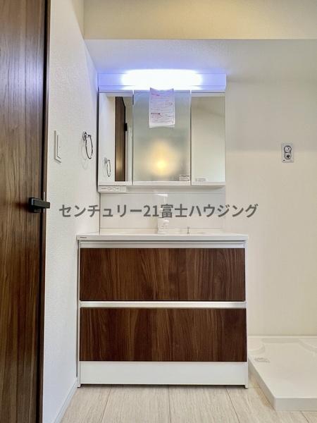 藤沢市善行3丁目 新築戸建2号棟 全4棟(洗面台・洗面所)