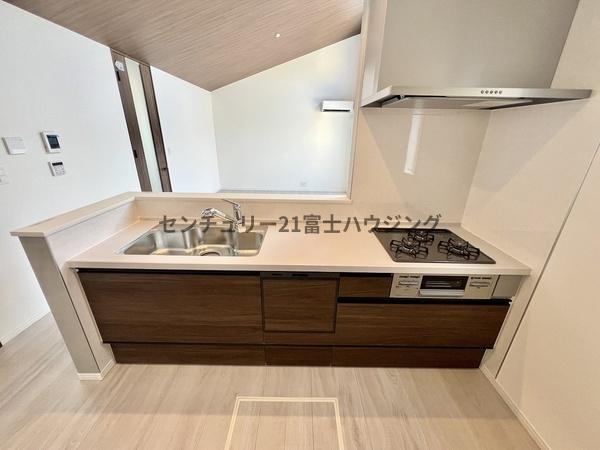 藤沢市善行3丁目 新築戸建2号棟 全4棟(キッチン)