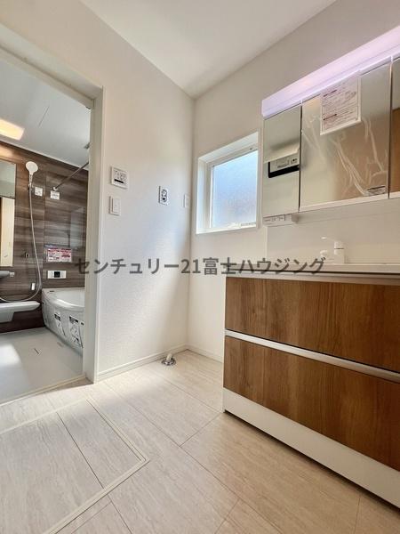藤沢市善行3丁目 新築戸建4号棟 全4棟(洗面台・洗面所)