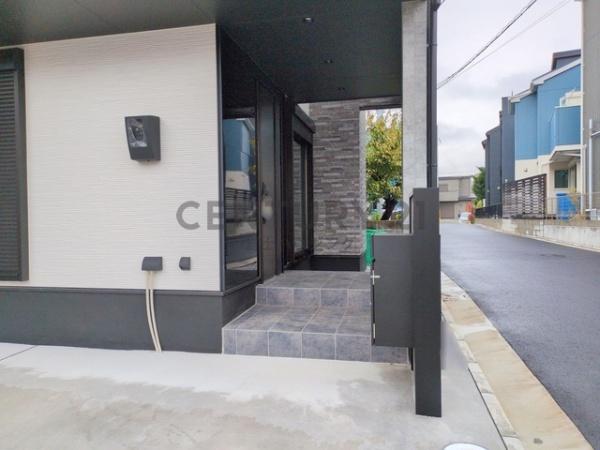 茅ヶ崎市高田1丁目 新築戸建 全1棟(玄関)