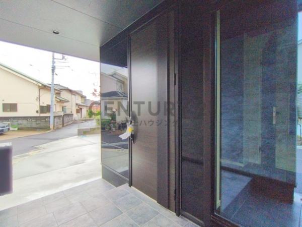 茅ヶ崎市高田1丁目 新築戸建 全1棟(玄関)