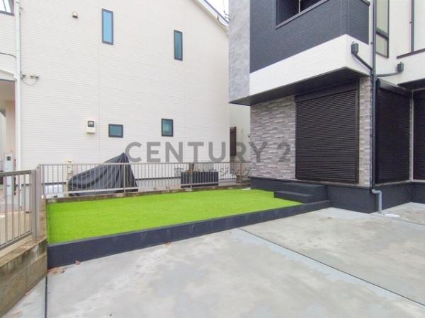 茅ヶ崎市高田1丁目 新築戸建 全1棟(庭)