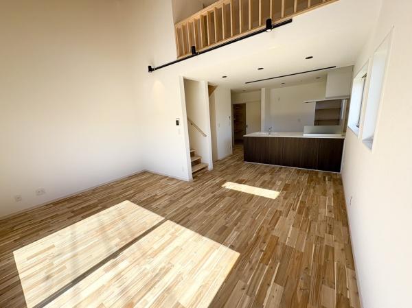 茅ヶ崎市柳島海岸　新築戸建B号棟　全2棟