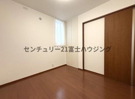 茅ヶ崎市菱沼1丁目の中古一戸建て(洋室)