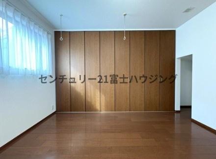 茅ヶ崎市菱沼1丁目の中古一戸建て(洋室)