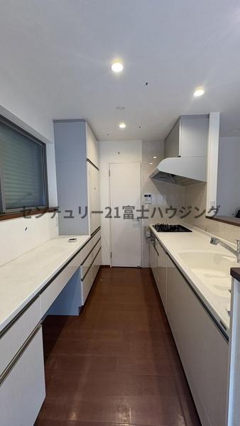 茅ヶ崎市菱沼１丁目の中古一戸建て