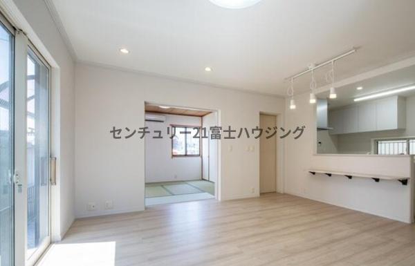 茅ヶ崎市高田４丁目の中古一戸建