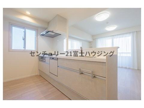 プレディア鵠沼橘ローレルコート