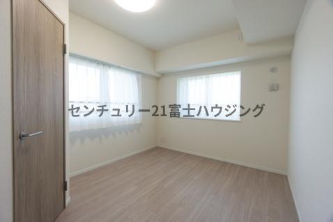 プレディア鵠沼橘ローレルコート