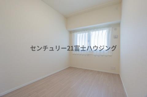 プレディア鵠沼橘ローレルコート