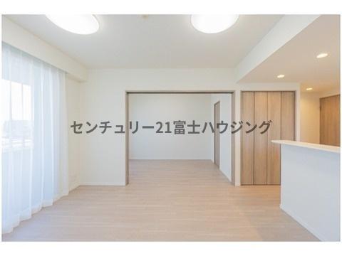 プレディア鵠沼橘ローレルコート