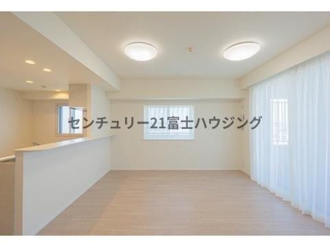 プレディア鵠沼橘ローレルコート