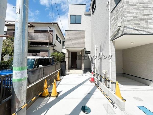 鎌倉市腰越4丁目4期　新築戸建1号棟　全3棟