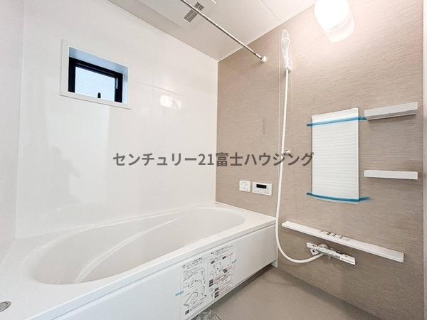 鎌倉市腰越4丁目4期　新築戸建1号棟　全3棟