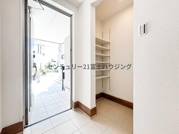 鎌倉市腰越4丁目4期　新築戸建3号棟　全3棟