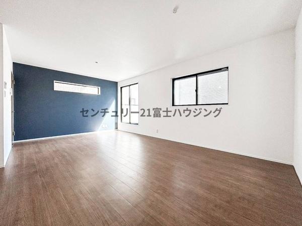 鎌倉市腰越4丁目4期　新築戸建3号棟　全3棟