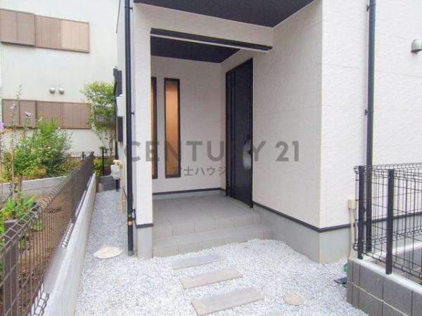 茅ヶ崎市茅ヶ崎　新築戸建1号棟　全2区画