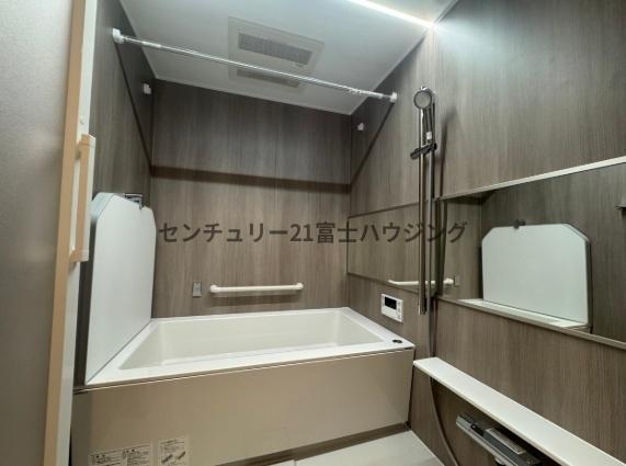 ココタウンヒルトップマリーナ